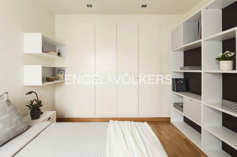 Foto c09c2efd-8e1d-447c-9f60-5a5d27900ab9. Etagenwohnung mit kamin heizung parking in Parc Bosc-Castell Figueres