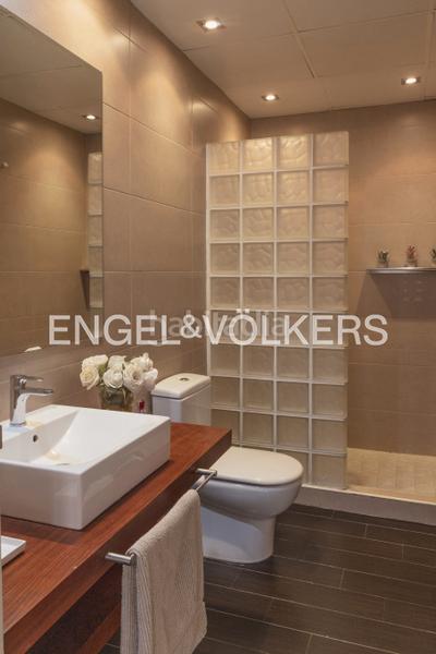 Foto d6add3a4-2b0b-48c1-8c0a-1377fc0b81af. Etagenwohnung mit kamin heizung parking in Parc Bosc-Castell Figueres