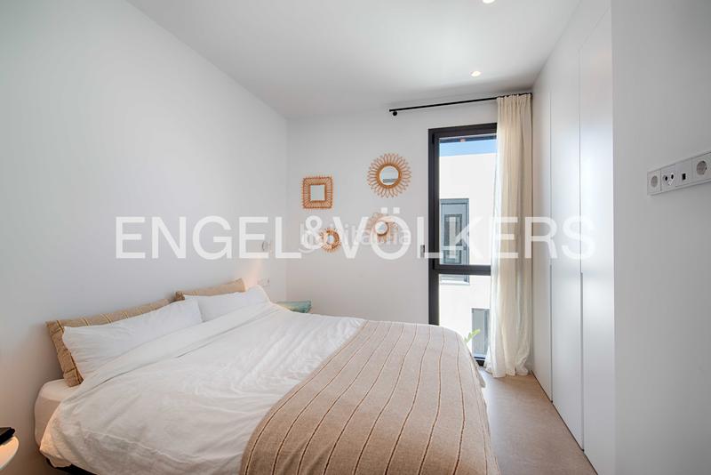 Foto 7a4c5681-07b9-4dcd-8932-637eeae60dfd. Chalet moderna casa al canal ancho con 12,50 m de amarre en Empuriabrava