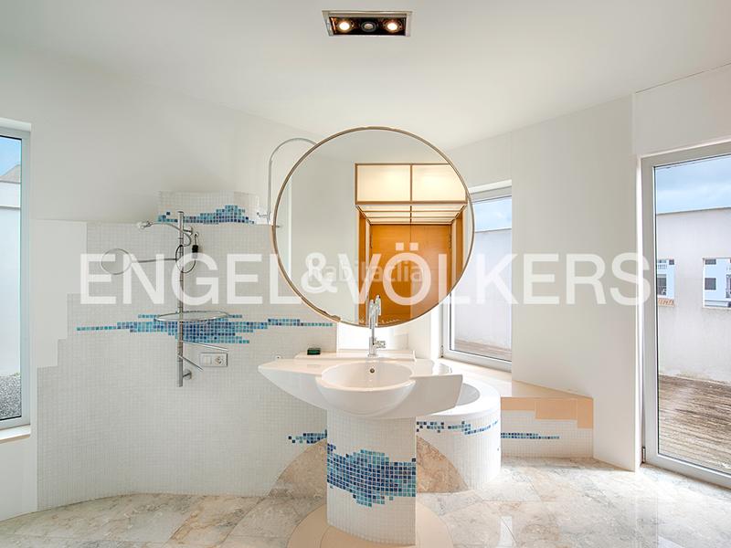 Foto 008def1f-d50d-4877-9352-63f3975f16c5. Chalet propiedad exclusiva en venta antes de los puentes en Empuriabrava