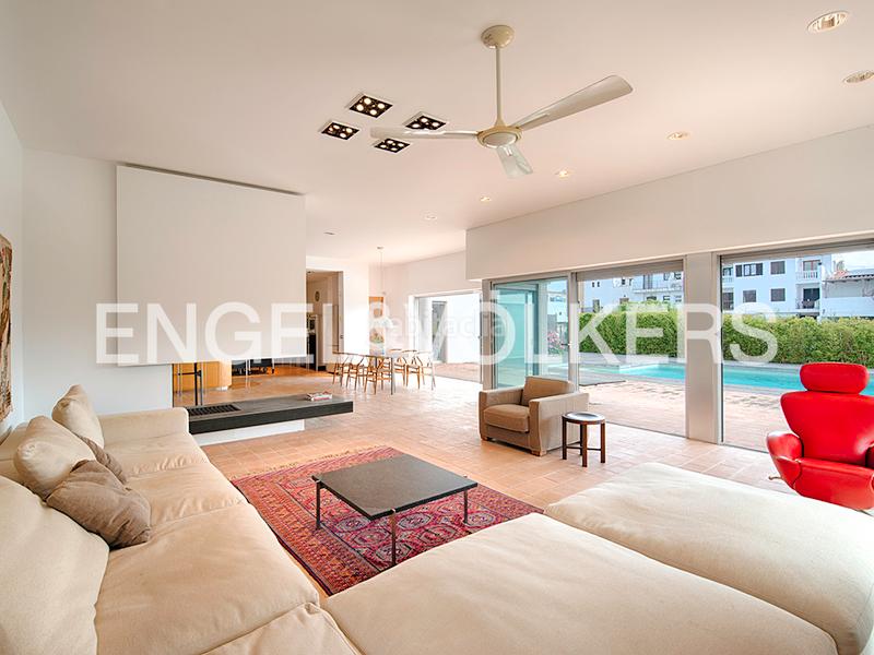 Foto 2fbf4a51-7a73-4c75-a8f1-f7f14952b5e8. Chalet propiedad exclusiva en venta antes de los puentes en Empuriabrava