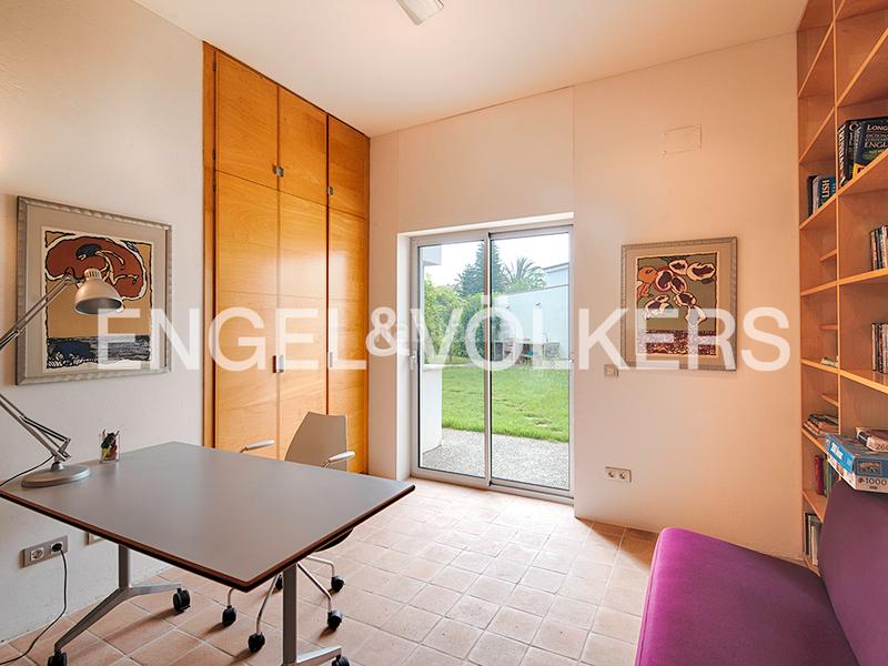 Foto 650ec7ff-608f-4751-8c00-0f5e28458410. Chalet propiedad exclusiva en venta antes de los puentes en Empuriabrava