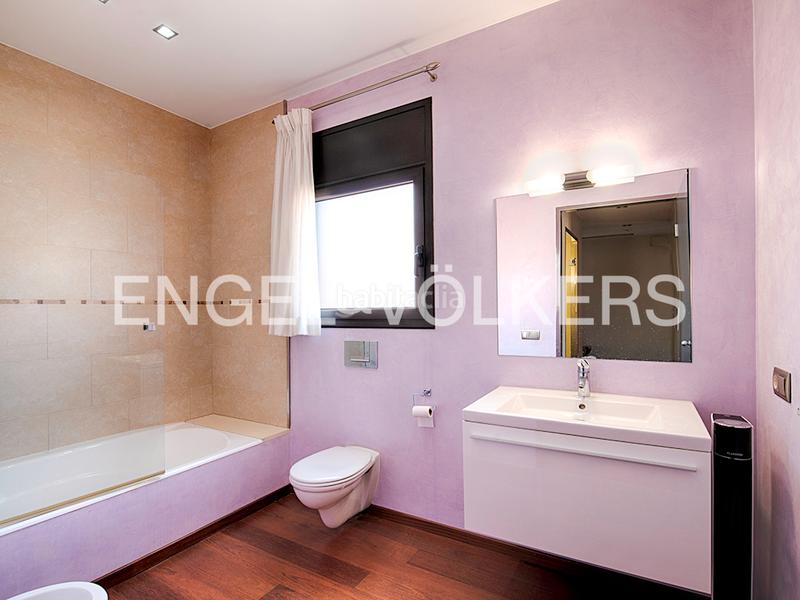 Foto 15db754a-d09b-4147-82fd-947a66a3ae2a. Reihenhaus mit heizung pool in Vilafant