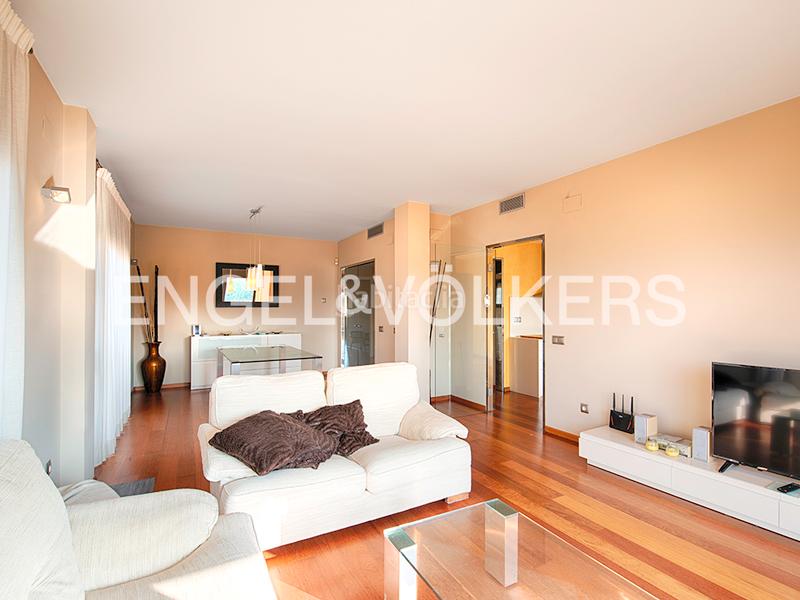 Foto 3e94b925-68e5-4fe6-8d83-e31d88ff2d16. Reihenhaus mit heizung pool in Vilafant