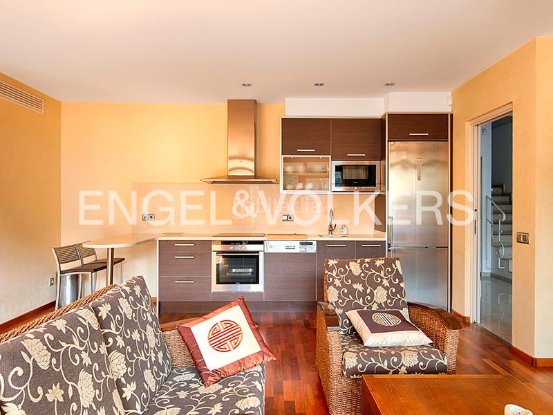 Foto 49fc571c-e5e2-4384-8bcc-e08f54524571. Reihenhaus mit heizung pool in Vilafant