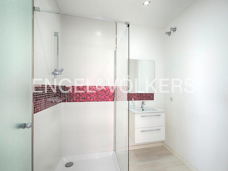 Foto 4db5b3e2-896f-4347-8292-b494ffdea112. Reihenhaus mit heizung pool in Vilafant