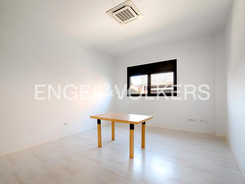 Foto b185ca99-8550-4f09-838c-3bdea8abc2c8. Reihenhaus mit heizung pool in Vilafant