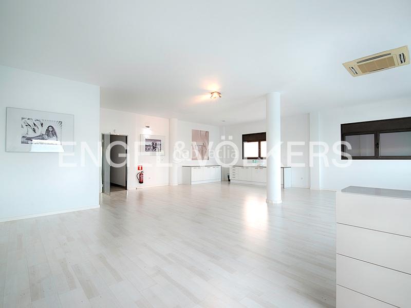 Foto b717e7e8-82af-4168-9504-82313cb73001. Reihenhaus mit heizung pool in Vilafant