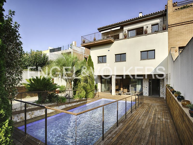 Foto b3a5a758-0e65-4d5b-9489-629380690fa0. Casa adossada amb calefacció piscina a Vilafant