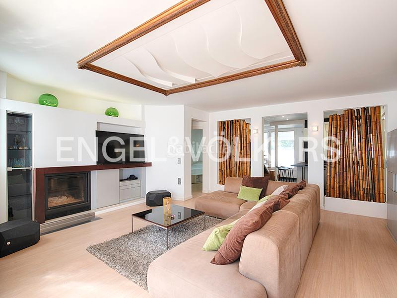 Foto f0ba5e69-b291-4f74-9596-e1c1702e4f17. Chalet impresionante casa en el canal principal en Empuriabrava