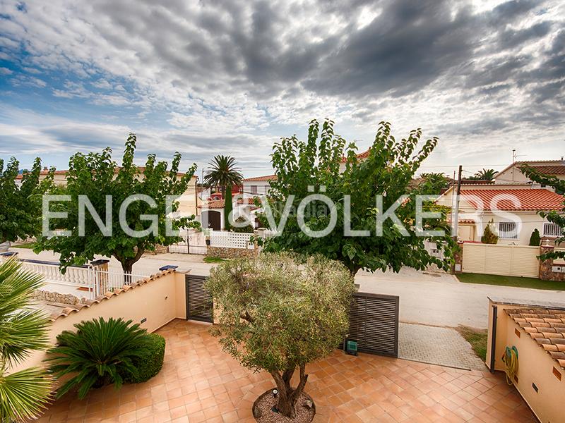 Foto 25650a85-bc07-4e54-a91d-d0bd8dce3075. Casa  en ubicación excepcional en el canal ancho en Empuriabrava