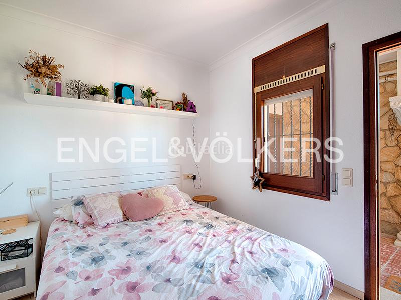 Foto 2ada6bd4-9082-41c4-b846-deb03fec11a8. Chalet villa en la playa con cuatro amarres en Salins - Cavall de Mar Empuriabrava
