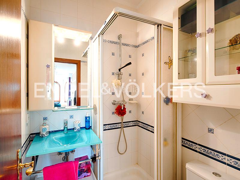 Foto bb816eab-7269-45a3-a5d2-1e1b65662a02. Chalet villa en la playa con cuatro amarres en Salins - Cavall de Mar Empuriabrava