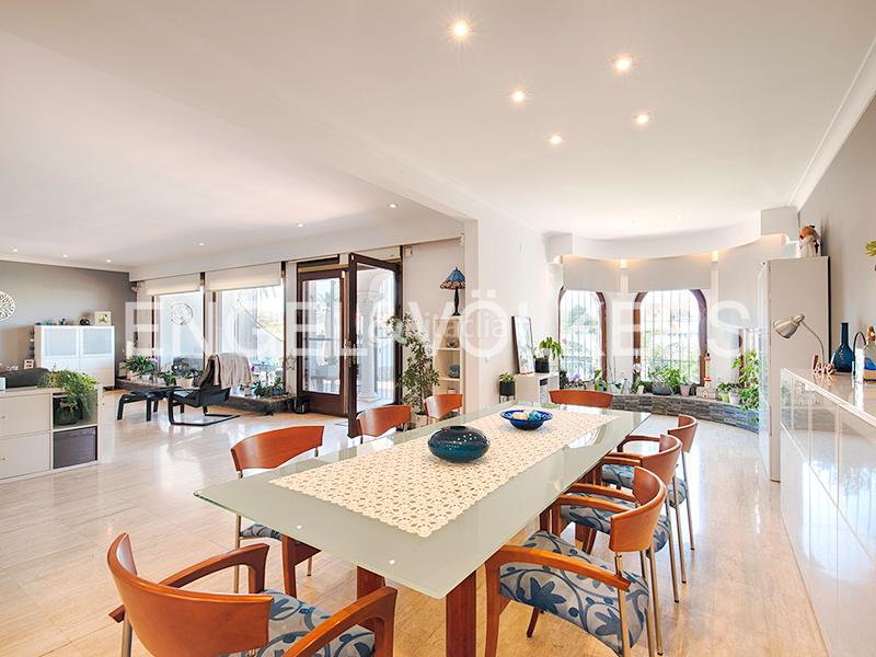 Foto d287b302-f48b-4327-b10a-ff3b428ed99b. Chalet villa en la playa con cuatro amarres en Salins - Cavall de Mar Empuriabrava