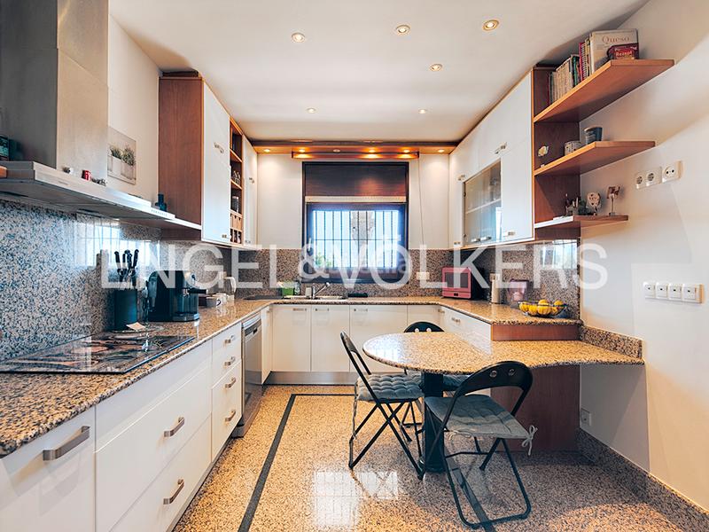 Foto fe79e9fe-f248-4841-b5b3-ef2a9e074111. Chalet villa en la playa con cuatro amarres en Salins - Cavall de Mar Empuriabrava