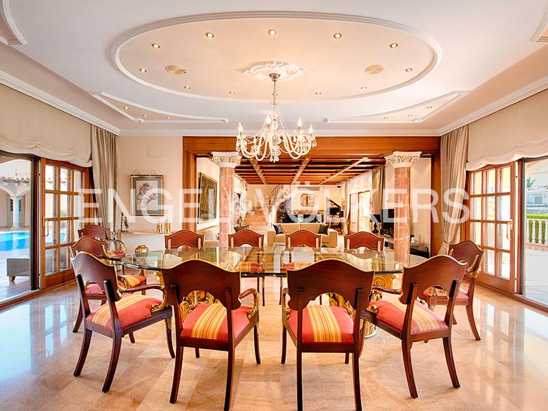 Foto 6124e2b5-a538-485f-bfa2-c3cd88bf5788. Chalet with parking pool in Salins - Cavall de Mar Empuriabrava