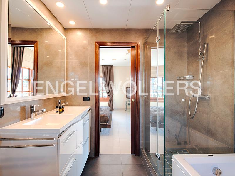 Foto 93d190cc-ac7f-45a5-b637-e671bac49ab9. Chalet with parking pool in Salins - Cavall de Mar Empuriabrava