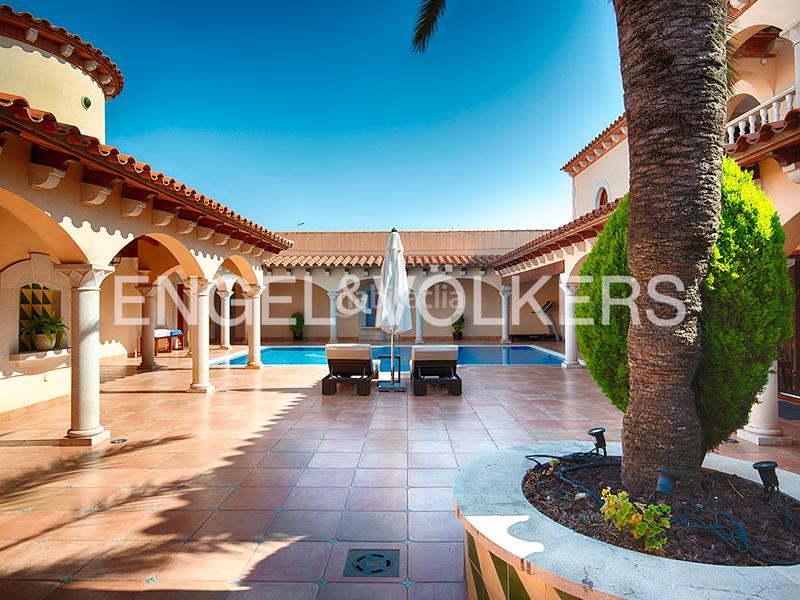 Foto 9ae670e5-569b-437e-95af-8064fb5e9d83. Chalet with parking pool in Salins - Cavall de Mar Empuriabrava