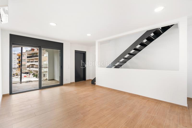 Foto b4b1cf1a-4e70-4da6-b9ed-75c01edf6255. Maison avec parking dans Salins - Cavall de Mar Empuriabrava