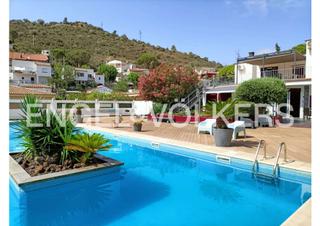 Chalet  Carrer catalunya nord. Exclusiva propiedad en colera, costa brava norte
