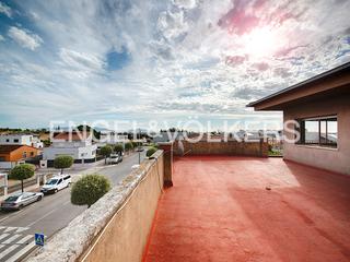 Local Comercial a Vilamalla. Edificio comercial en vilamalla