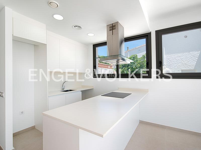 Foto 6cd2be0a-4b79-48b5-b384-eb5606ffadf8. Doppelhaus mit pool in Requesens Empuriabrava