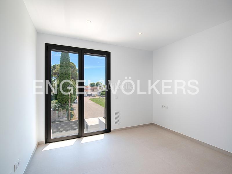 Foto 778e47b1-ea52-4f32-aaa3-7b3c31a67f85. Doppelhaus mit pool in Requesens Empuriabrava