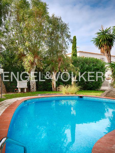 Foto 43b01e73-de2c-436c-8362-9846aa401830. Haus mit parking pool in Muga - Gran Reserva - Badia Empuriabrava