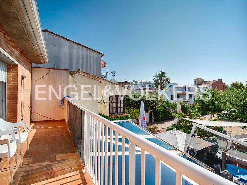 Foto 502f4384-2c51-454b-9001-406f17a29262. Building in Moxó - Sant Mori Empuriabrava