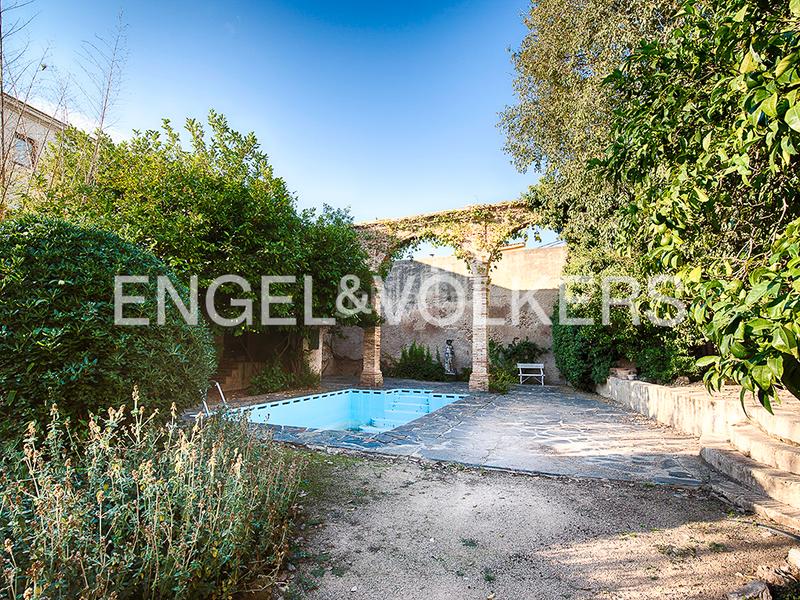 Foto f549ef3f-9981-453b-a02e-cb2bd8c13434. Chalet una casa única en Cabanes
