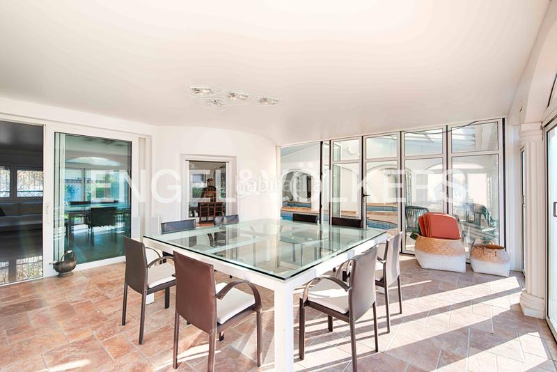 Foto 991946fb-bede-487c-b138-9b845599dfc1. Casa  de 4 habitaciones con piscina en Requesens Empuriabrava