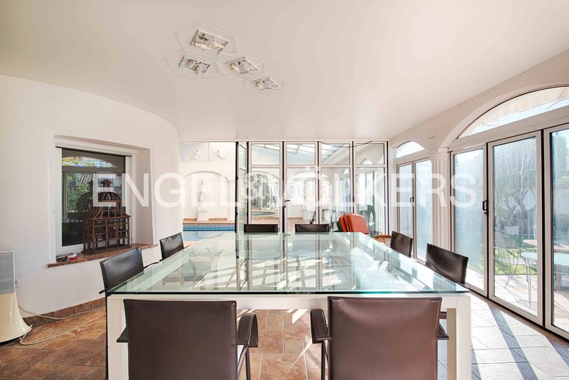 Foto f5911a5f-3242-42bb-908e-2873a40b0b96. Casa  de 4 habitaciones con piscina en Requesens Empuriabrava