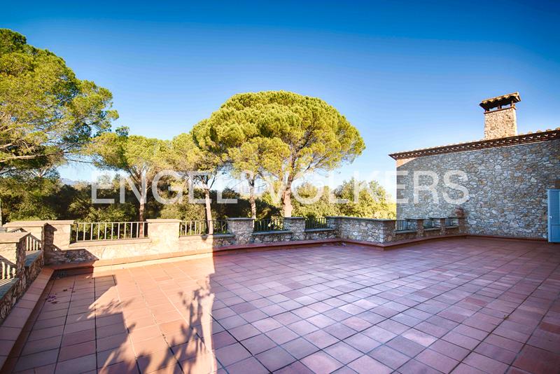 Foto 18a4cc06-39d2-4be5-af17-f78f2863e139. Masía  exclusiva en Navata