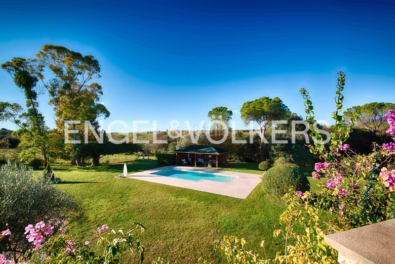 Foto 71610a05-a473-4526-b183-b9ee7650e89c. Masía  exclusiva en Navata