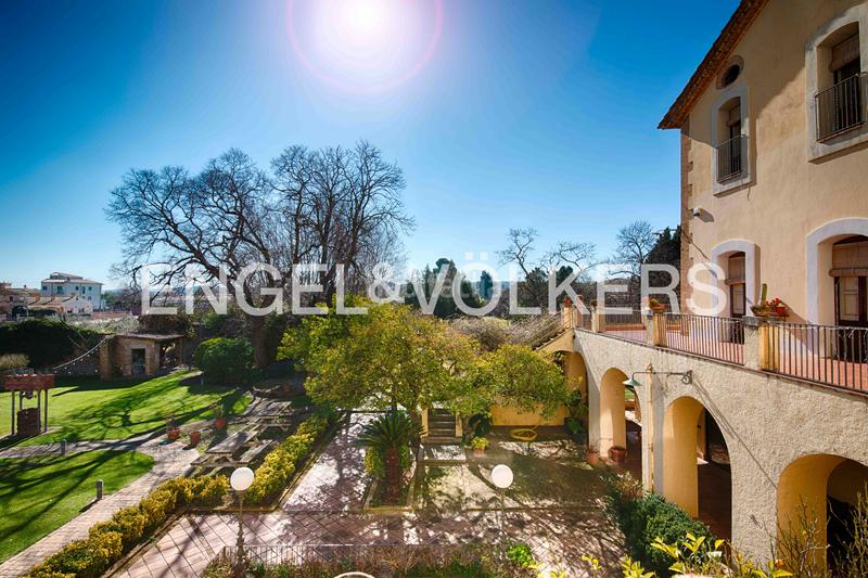 Foto 49c86418-e56b-4635-b3a7-06c7e08bf1ae. Haus mit kamin heizung parking pool in Borrassà