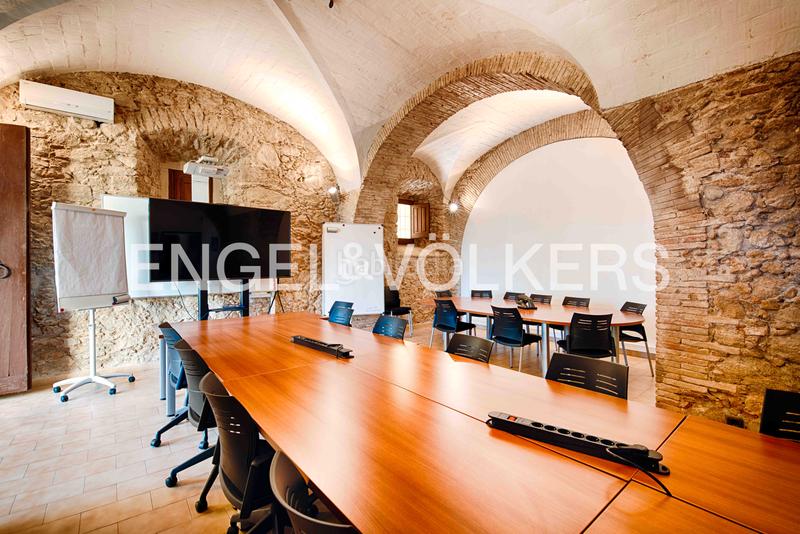 Foto 76a3f9bc-f186-4927-8891-e142fe3f953c. Haus mit kamin heizung parking pool in Borrassà