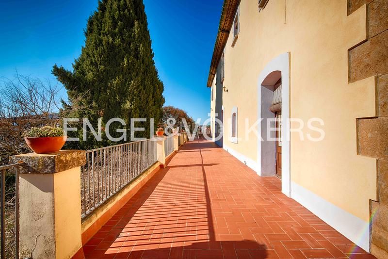 Foto 864132e3-8f1c-412c-9d7f-6f3cbf7dce50. Haus mit kamin heizung parking pool in Borrassà