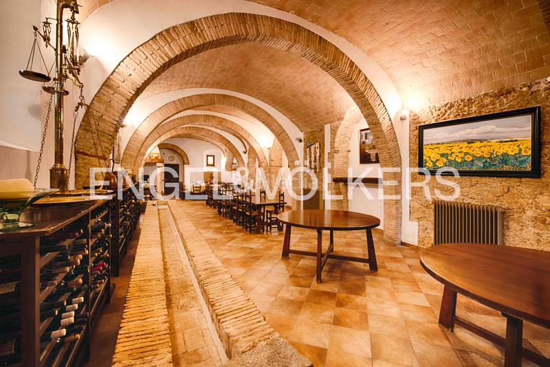 Foto 9dc2fd7a-ccb2-429e-85aa-a8168491413f. Haus mit kamin heizung parking pool in Borrassà