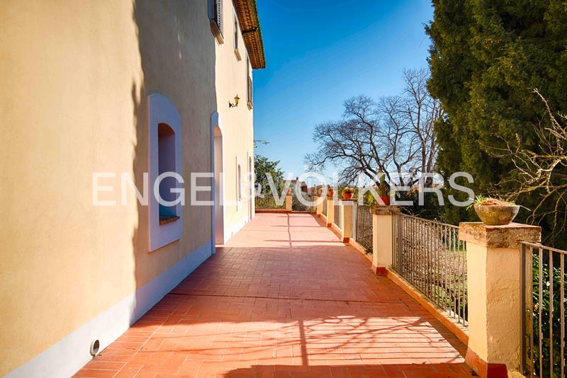 Foto a76a47d2-99d6-40f1-a3f4-586222ac6813. Haus mit kamin heizung parking pool in Borrassà