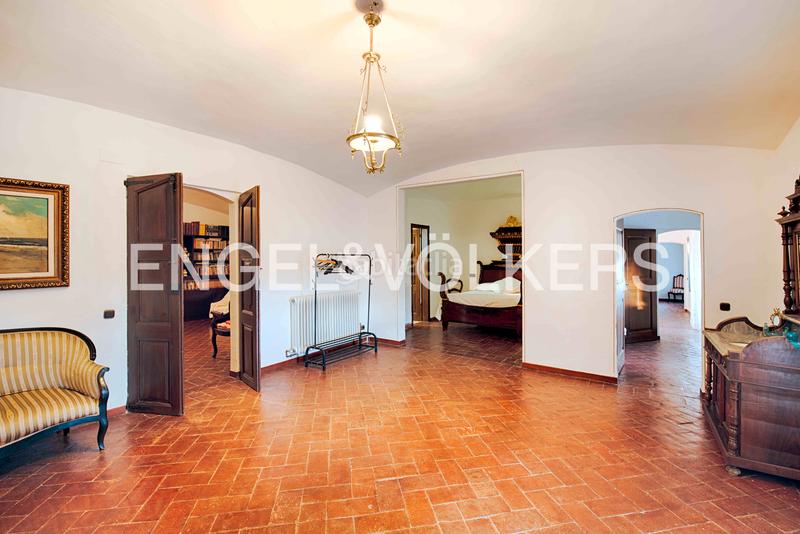 Foto d14cbdc9-78e6-4e99-bdc5-c0b9203beccc. Haus mit kamin heizung parking pool in Borrassà