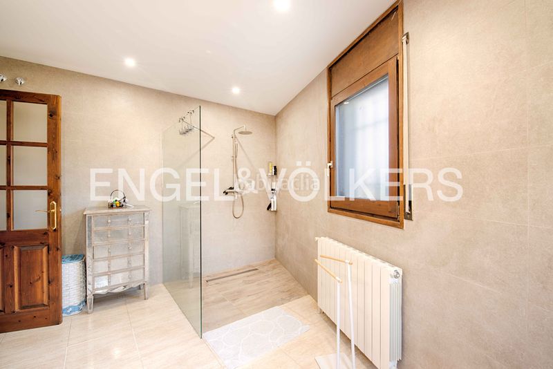 Foto aa8f2fe0-beb7-4647-adba-ed51e6be8b0b. Xalet amb xemeneia calefacció aparcament piscina a Roses