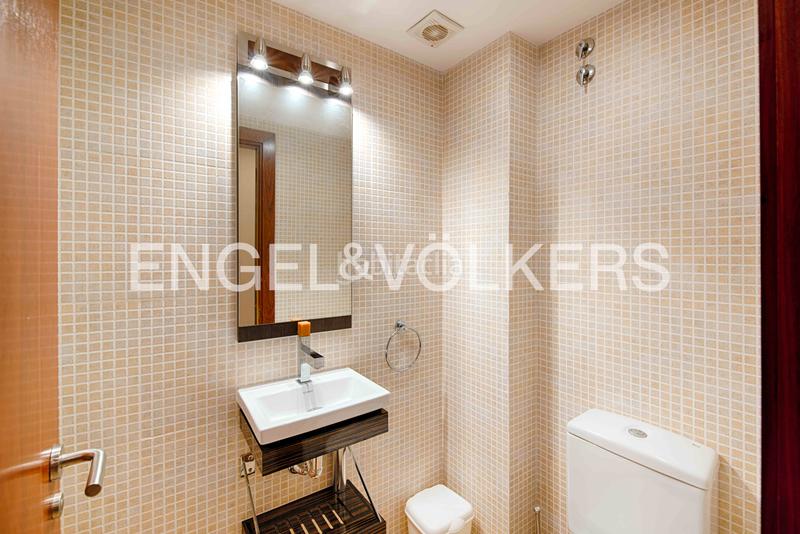 Foto 10a7d504-4aa5-4090-9c7b-63090b4f9db2. Apartamento idílico apartamento de 3 dormitorios en primera línea de mar en Empuriabrava