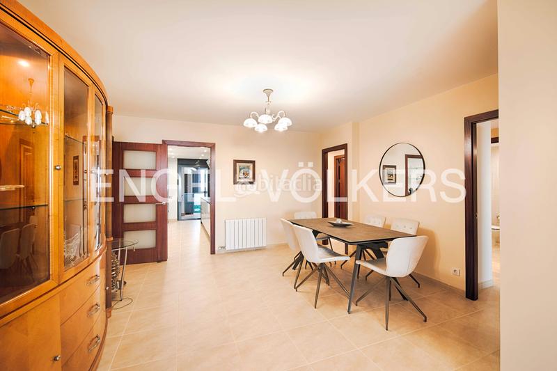 Foto 25449877-ecf5-4b8d-9dbe-ce0e3cab40ba. Apartamento idílico apartamento de 3 dormitorios en primera línea de mar en Empuriabrava