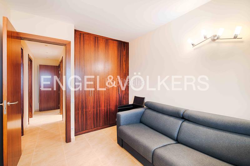 Foto 661c1947-0170-4d85-af9b-1eacc1328535. Apartamento idílico apartamento de 3 dormitorios en primera línea de mar en Empuriabrava