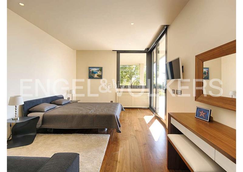 Foto 64d9ad6d-ec48-4bea-a6af-ed0142de1a57. Chalet avec cheminée chauffage parking piscine dans Peralada