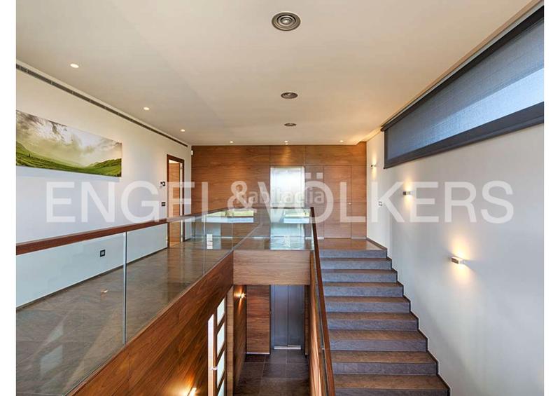 Foto 9658b408-0136-41ff-b28a-52057ccccb7e. Chalet avec cheminée chauffage parking piscine dans Peralada