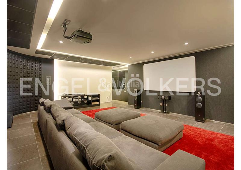 Foto b937dca1-3b62-41fe-928f-e1a8f95eab52. Chalet avec cheminée chauffage parking piscine dans Peralada