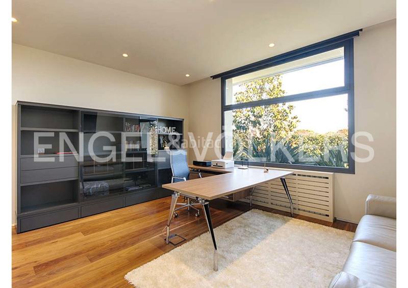 Foto cb15ad33-859f-417d-bc83-9be1a2511a1d. Chalet avec cheminée chauffage parking piscine dans Peralada