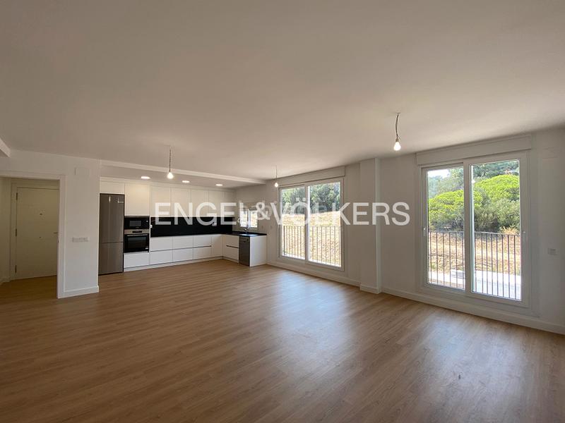 Foto 786145b1-3a17-4c90-88f2-445b7193cd6e. Piso en avinguda antoni margarits 3 exclusivo piso de obra nueva en Llançà