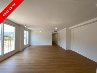 Piso en Avinguda antoni margarits 3. Exclusivo piso de obra nueva en llançà